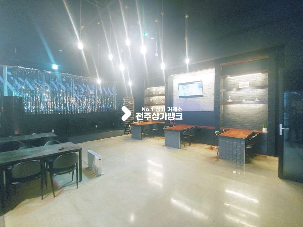 전북 전주완산구 효자동2가 <<추천업종>> 빠, 와인빠, 단란 관련된 업종 모든 허가 다 되있음 절호의 기회 월세 매물번호 11662 사진 13
