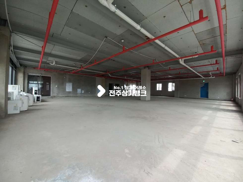 전북 전주완산구 삼천동1가 ✧치과,한의원가능 ,사무실가능✧ 월세 매물번호 11713 사진 2