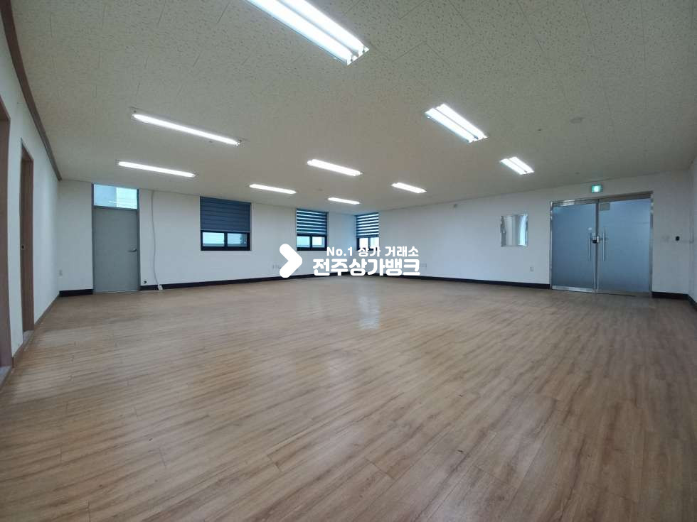 전북 전주완산구 효자동3가 ✧사무실추천 ,방(2)구조분리되어있음✧ 월세 매물번호 11714 사진 2