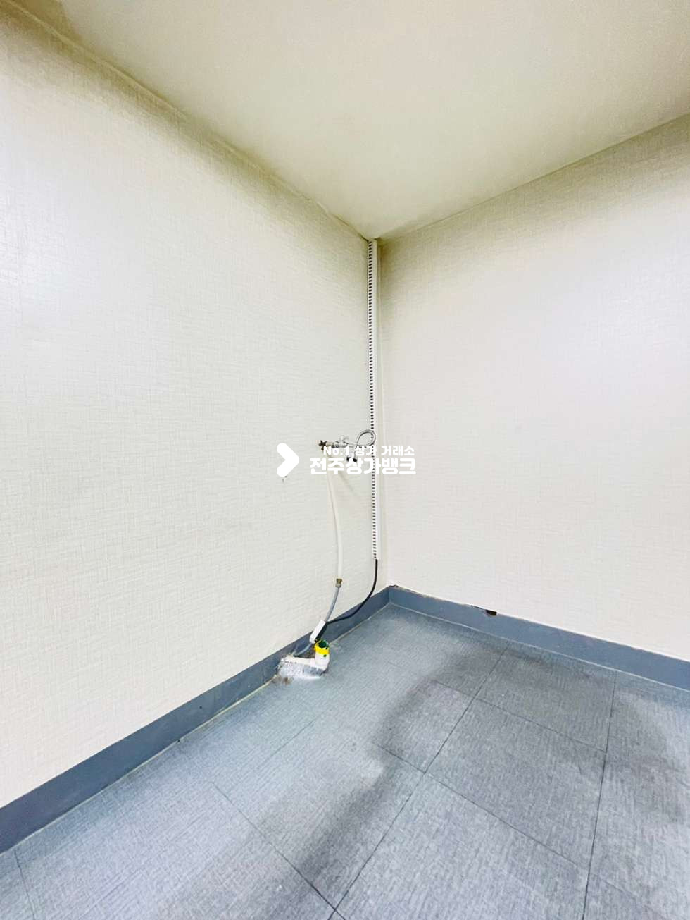 전북 전주덕진구 금암동 ✅추천업종✅✧ 대로변 위치✧사무실추천✧ 조절 해주신답니다✧다른업종 가능✧ 월세 매물번호 11797 사진 7