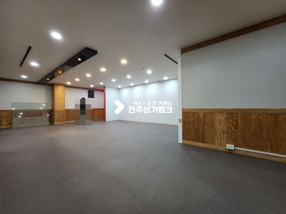 전북 전주완산구 중화산동2가 ✧사무실 강력추천✧2달무료✧대로변인근✧부가세별도✧ 월세 매물번호 11832 사진 5