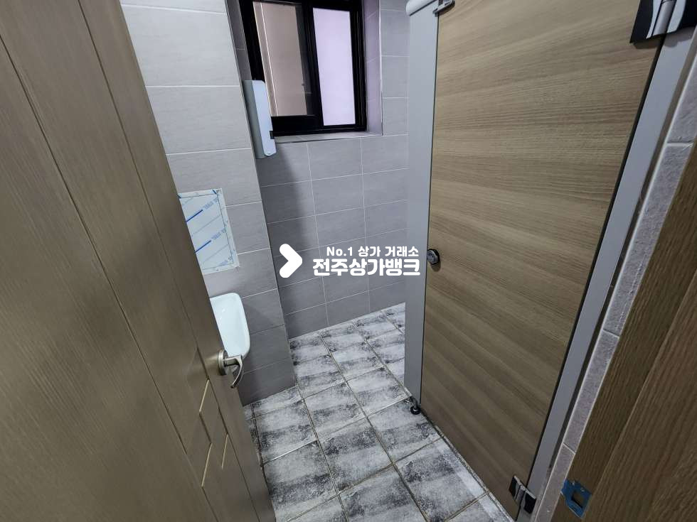 전북 전주완산구 중화산동2가 ✧사무실 강력추천✧2달무료✧대로변인근✧부가세별도✧ 월세 매물번호 11832 사진 8
