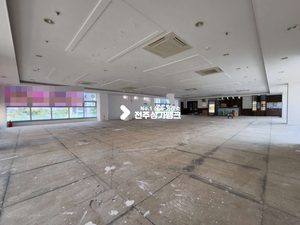 전북 전주완산구 효자동2가 ✧당구장, 사무실 강력추천✧에어컨8대설치 ✧ 월세 매물번호 11838 사진 1