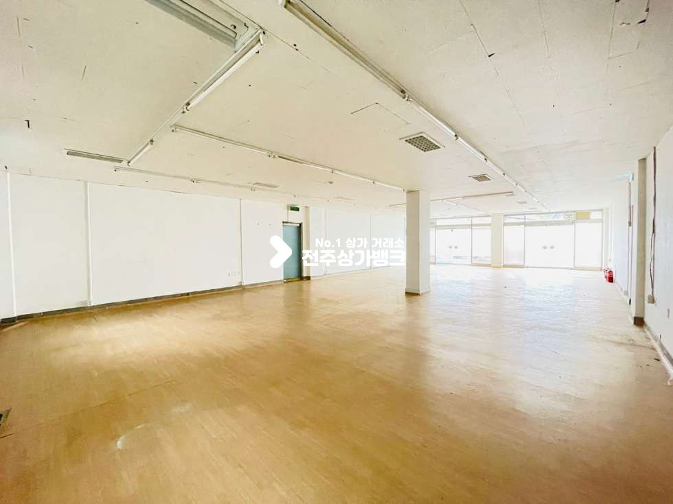 전북 전주완산구 서완산동2가 ✅추천업종✅✧✧사무실,창고용,강력추천 ✧✧자유업종 추천✧가격 조절 해주신답니다 월세 매물번호 11856 사진 4