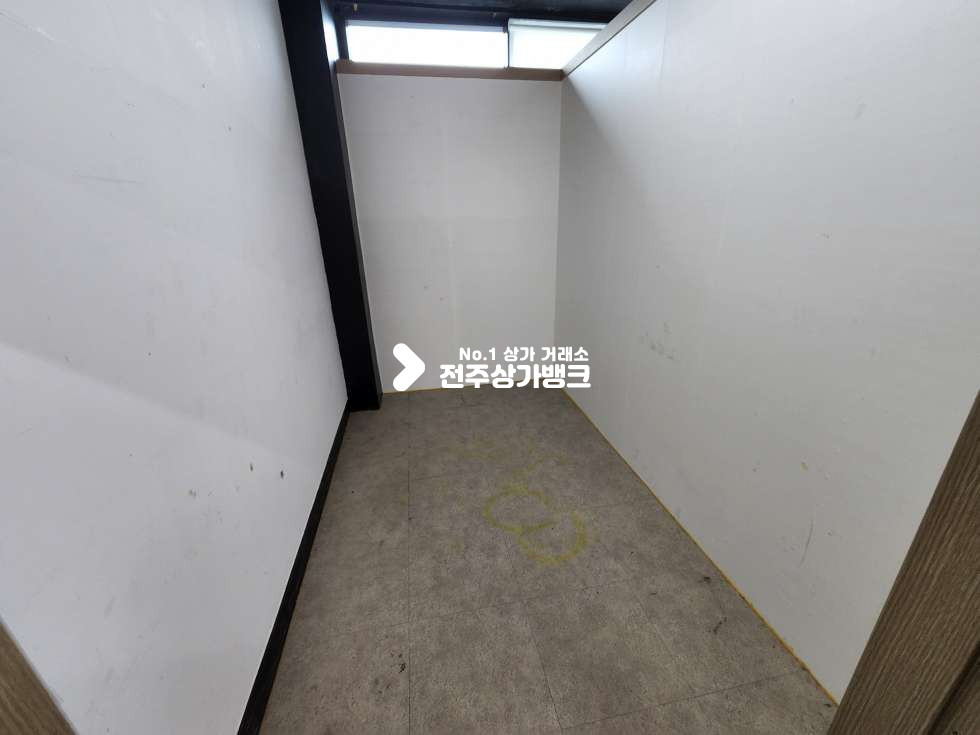 전북 전주완산구 효자동2가 ✧이쁜 인테리어 상가✧사무실 및 스튜디오추천✧타업종가능✧ 월세 매물번호 11914 사진 5
