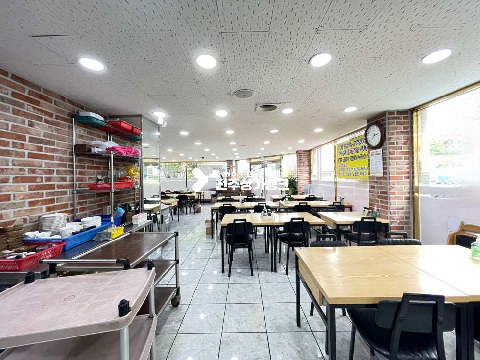 전북 전주완산구 효자동3가 전주대신정문✧✧대로변 위치좋은✧✧ 40평대✧✧중화요리✧✧양도양수합니다✧✧모든집기포함 ✧✧권리금 협의가능✧✧강력추천매물✧✧ 월세 매물번호 11920 사진 5