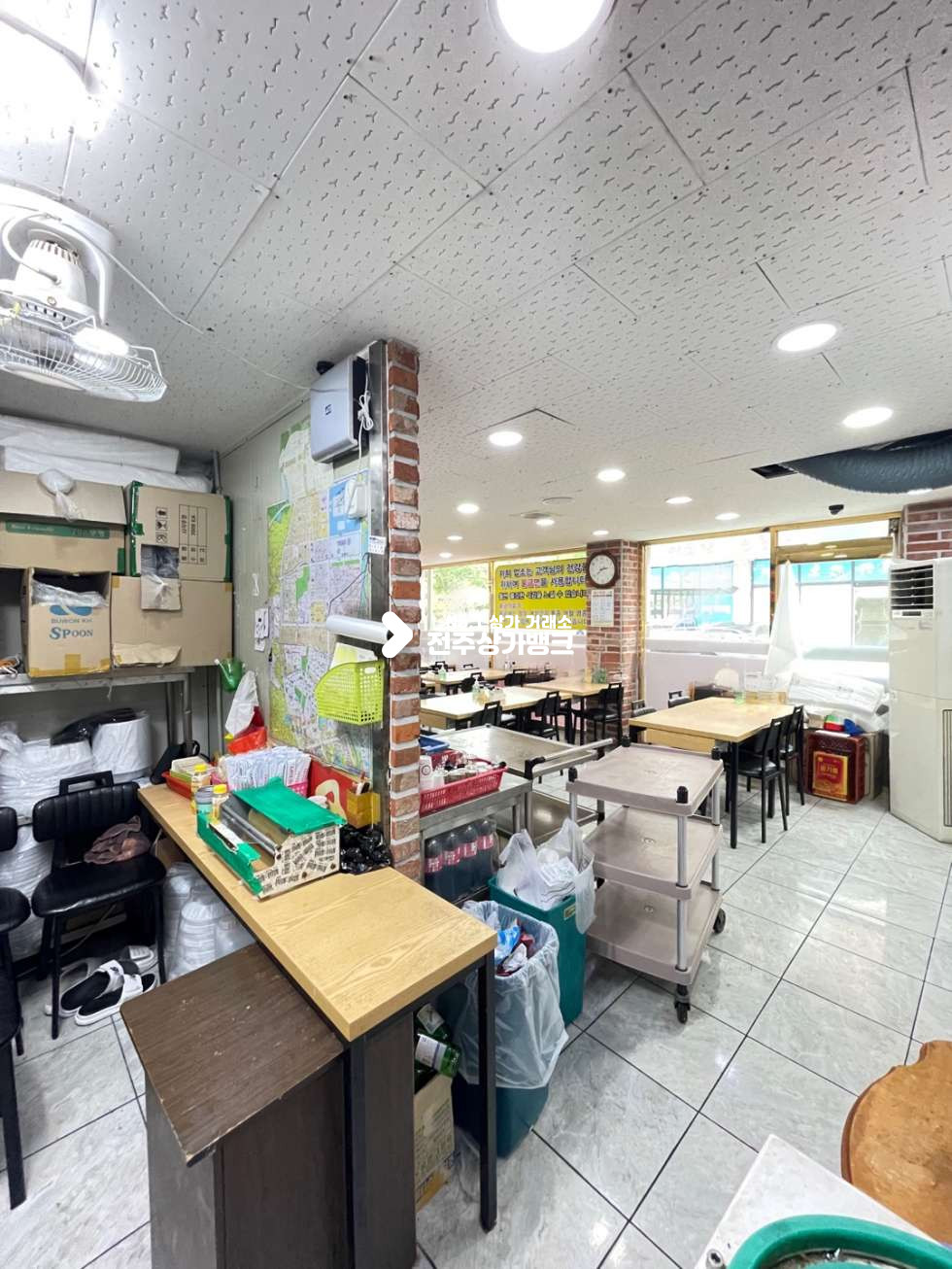 전북 전주완산구 효자동3가 전주대신정문✧✧대로변 위치좋은✧✧ 40평대✧✧중화요리✧✧양도양수합니다✧✧모든집기포함 ✧✧권리금 협의가능✧✧강력추천매물✧✧ 월세 매물번호 11920 사진 8