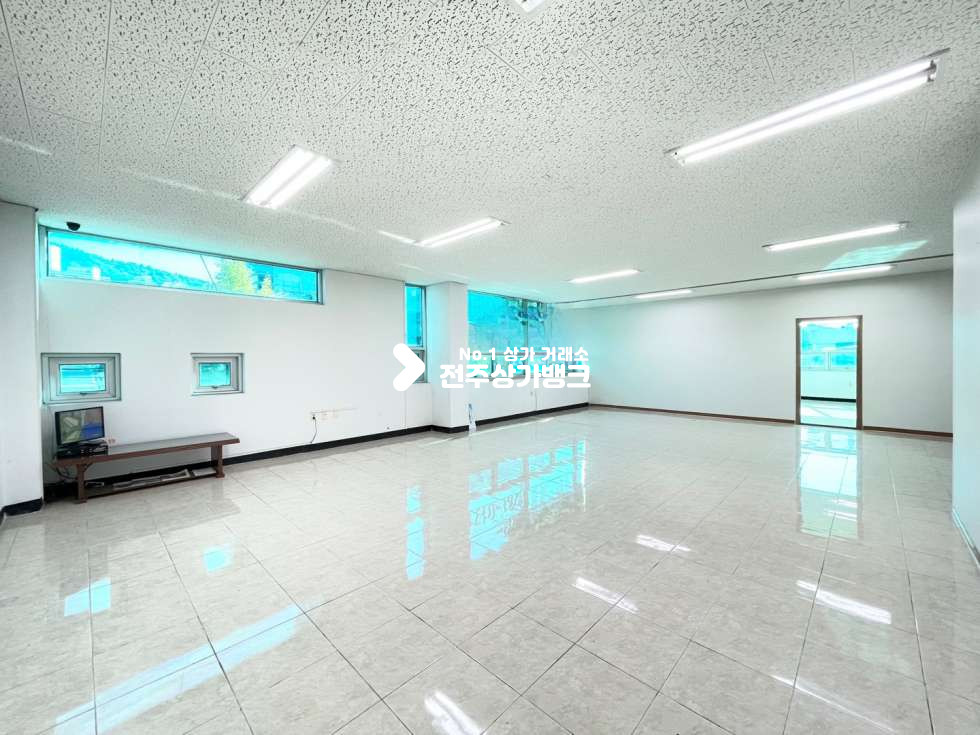 전북 전주완산구 서서학동 ✅평화동✅큰대로변✨2층60평대~✨사무실,인터넷쇼핑몰✨추천매물~ 월세 매물번호 12007 사진 2