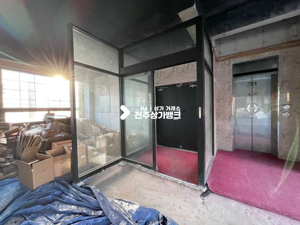 전북 전주완산구 서신동 ✅추천업종✅ ✧✧서신동✧✧기둥없는✧✧70평대✧✧대로변2층✧✧스포츠시설✧✧위치 최고✧✧추천매물✧✧ 월세 매물번호 11998 사진 11