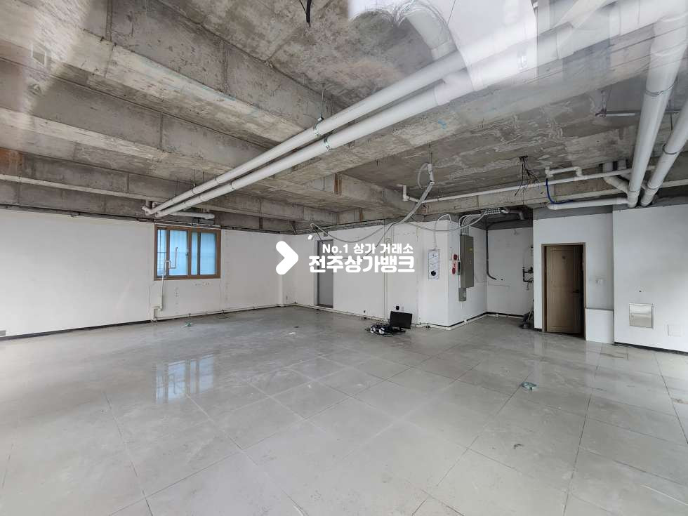 전북 전주완산구 효자동3가 ✧피부미용✧공방✧편의점✧자유업종추천✧ 월세 매물번호 11964 사진 1