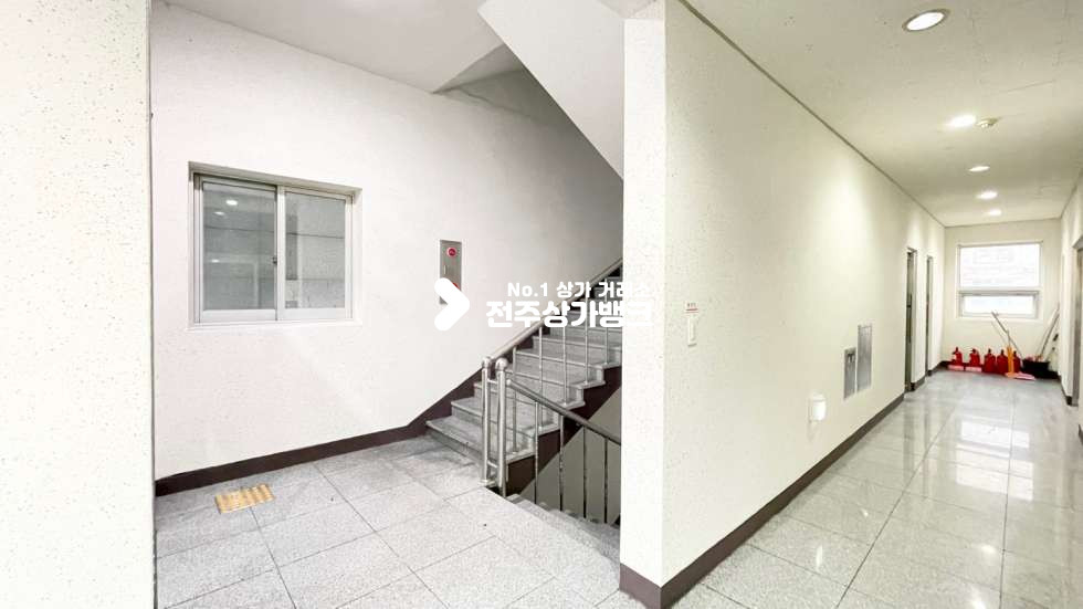 전북 전주완산구 중화산동2가 ★★중화산동★★대로변2,3층★학원,사무실★★자유업종추천★ 월세 매물번호 12055 사진 9