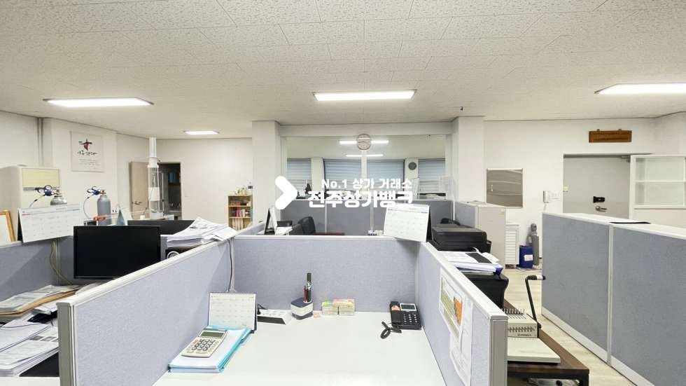 전북 전주덕진구 인후동1가 ✨인후동✨대로변✨2층단독상가✨개인사무실✨추천매물강츄✨바닥전기장판시설됨✨일부집기류 양도가능~~~ 월세 매물번호 11674 사진 3