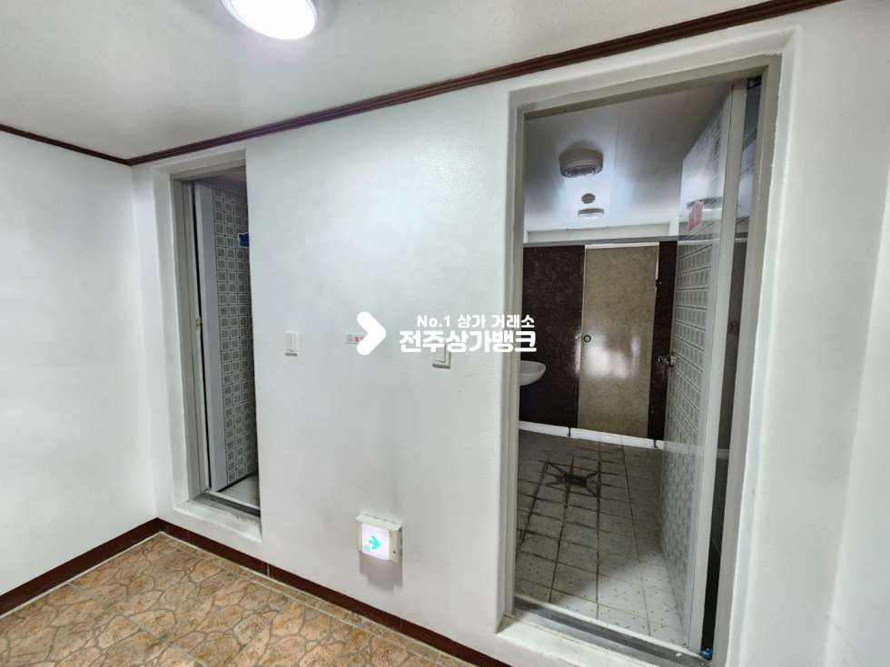 전북 전주덕진구 호성동2가 ☆호성동 넒은 사무실겸용 창고 임대매물 추천!(주차면적 1000평!!대형트럭입장가능!)☆ 월세 매물번호 12106 사진 23
