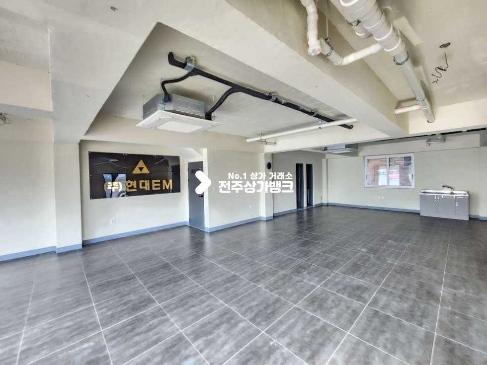 전북 전주덕진구 송천동2가 송천동 까페,대형평수 사무실 필요하신분께 강력추천합니다. 월세 매물번호 12132 사진 3