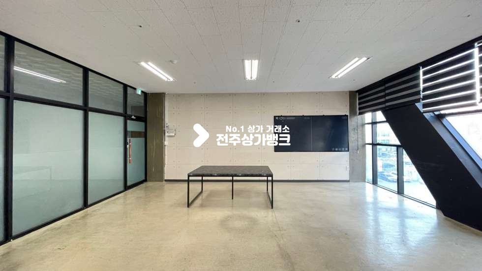 전북 전주완산구 효자동2가 ✅추천업종✅ ✧✧3층사무실,세미나실✧✧자유업종추천✧✧ 월세 매물번호 12212 사진 8