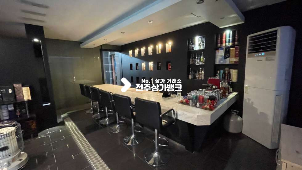 전북 전주완산구 서신동 ★★ 양도양수 ★★ 가성비갑 ★★ 권리금없는 Bar ★★ 바로 영업가능 ★★ 서둘러주세용^^ 월세 매물번호 12241 사진 4