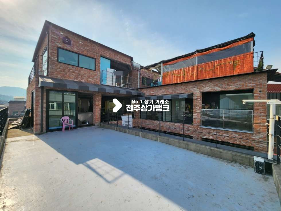 전북 전주완산구 풍남동1가 객리단길 3층 전체 저렴한 월세 즉시입주 가능합니다. 월세 매물번호 12302 사진 1