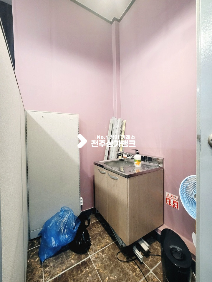 전북 전주완산구 효자동2가 ●●성인PC추천!!!●● 월세 매물번호 11799 사진 5