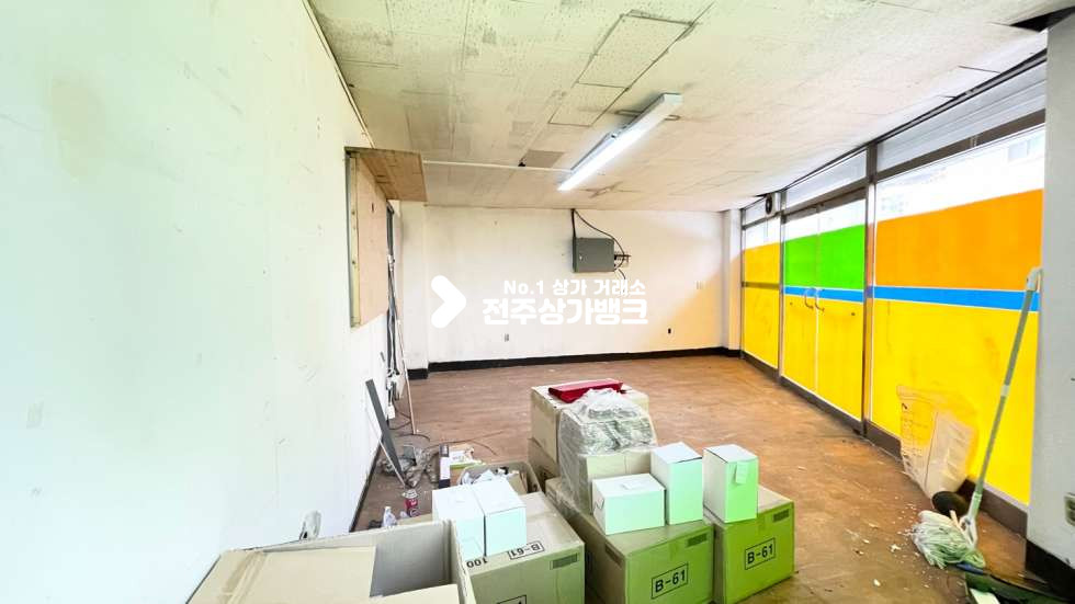 전북 전주완산구 서신동 ✔서신동✔모서리1층✔23평상가✔사무실,공방✔자유업종추천✔화장실✔수도시설✔있어요~! 월세 매물번호 12337 사진 13