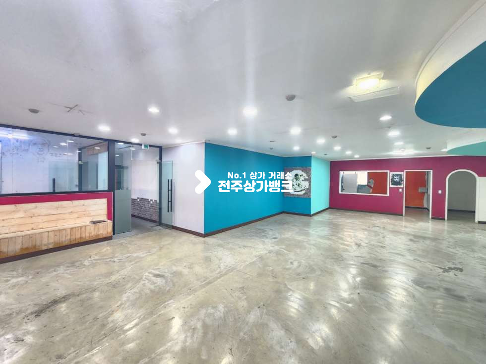 전북 전주완산구 경원동1가 경원동 대로변 상권 사무실,공방으로 쓰시기 좋은곳 즉시입주 가능합니다. 월세 매물번호 12346 사진 5