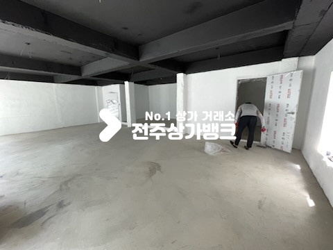 전북 전주완산구 중앙동4가 중앙동 저렴한 상가임대 협의입주 가능합니다. 월세 매물번호 12385 사진 6