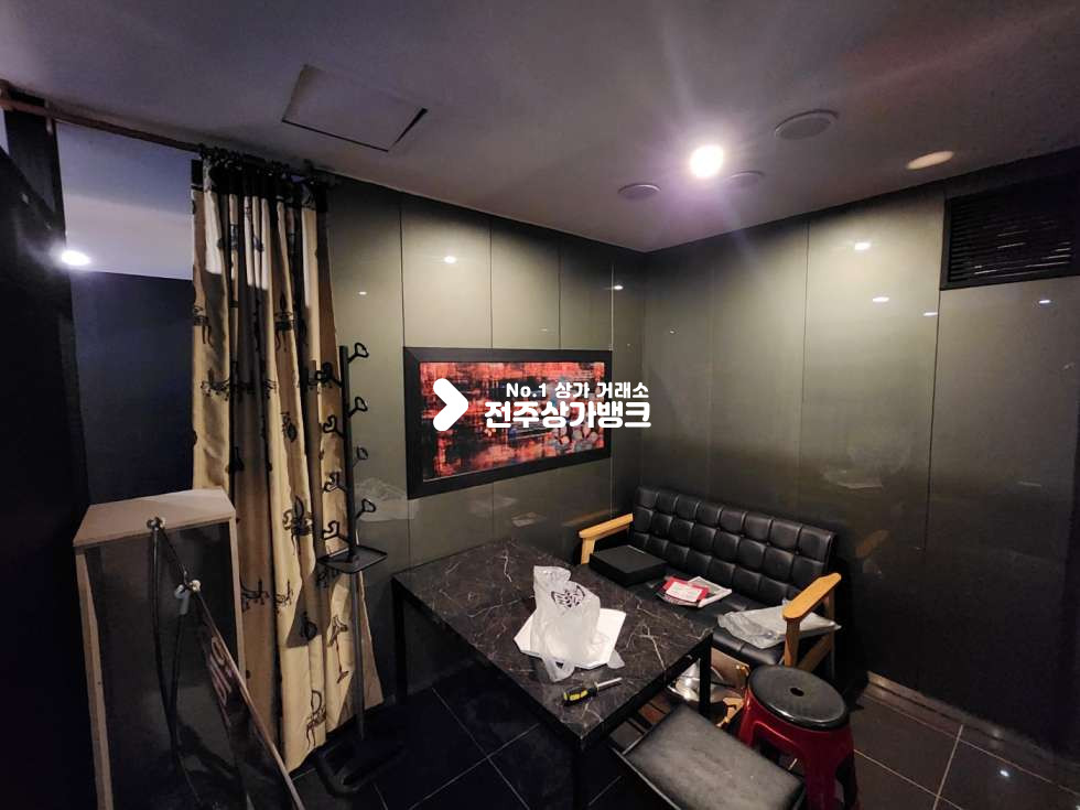 전북 전주완산구 서신동 서신동 무권리금 강력추천 들어오셔서 바로 영업가능합니다. 월세 매물번호 12398 사진 4