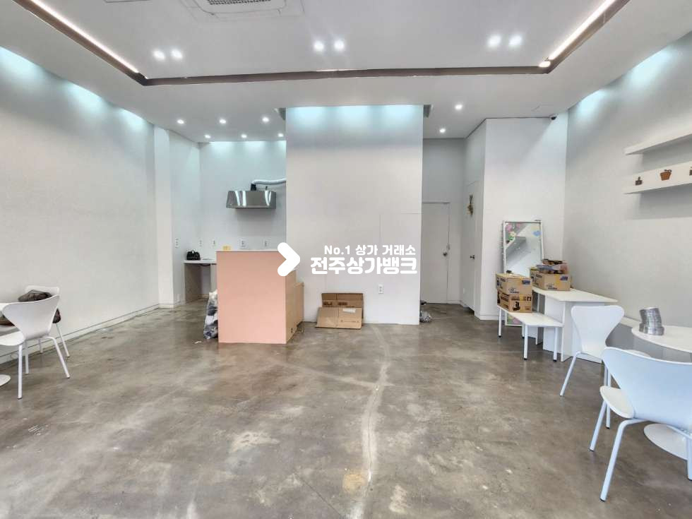 전북 전주완산구 효자동3가 ★효자동 모든업종가능 메인거리★ 월세 매물번호 12409 사진 3