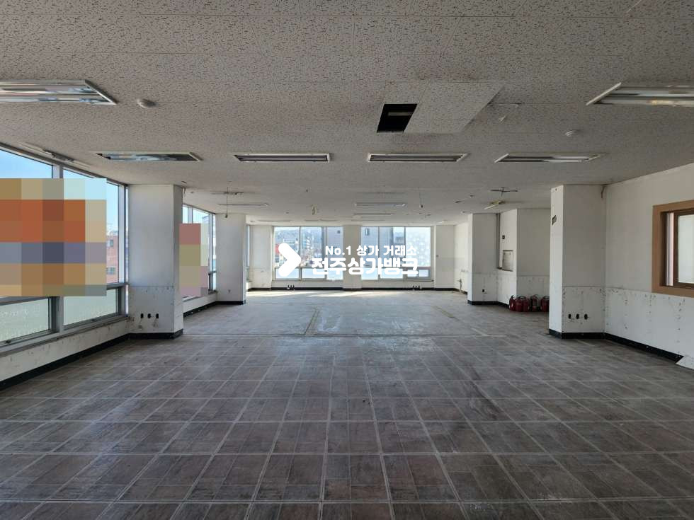 전북 전주완산구 중화산동2가 중화산동 대로변 상권의 4층 상가 즉시입주 가능합니다. 월세 매물번호 12411 사진 5