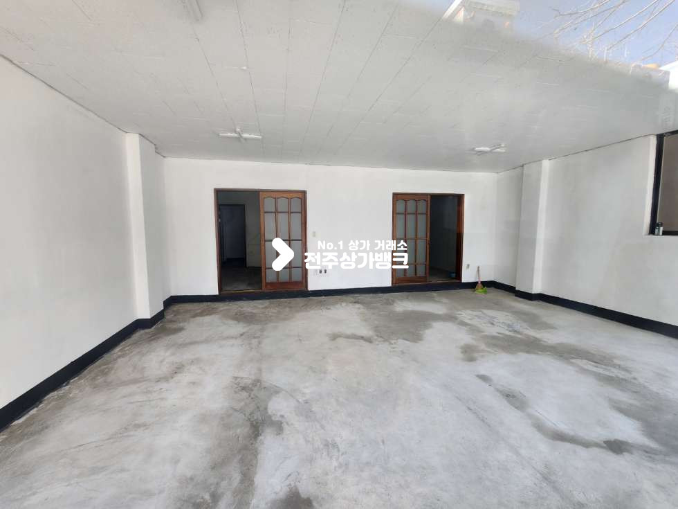 전북 전주완산구 삼천동1가 삼천동1가 저렴한월세 넒은 평수 즉시입주가능합니다. 월세 매물번호 12425 사진 1