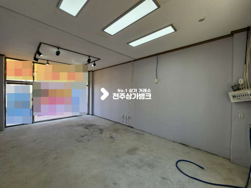 전북 전주완산구 효자동3가 효자동3가 대로변 1층상가 즉시입주 가능합니다. 월세 매물번호 12460 사진 1