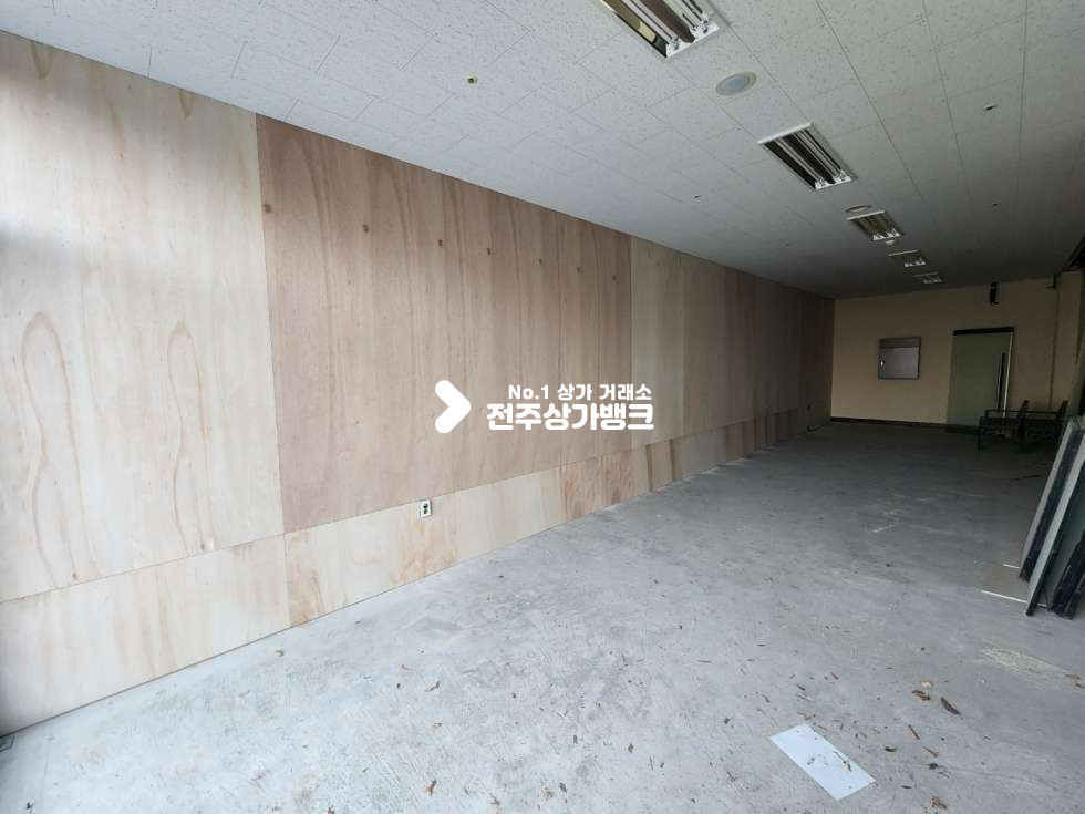 전북 전주완산구 효자동3가 힐스테이트 상가 16평의 아파트 상권 즉시입주 가능합니다. 월세 매물번호 12464 사진 1