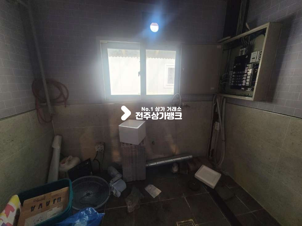전북 전주완산구 평화동2가 (BEST)도로변 양도양수가능한 추천매물입니다!! 월세 매물번호 12469 사진 9