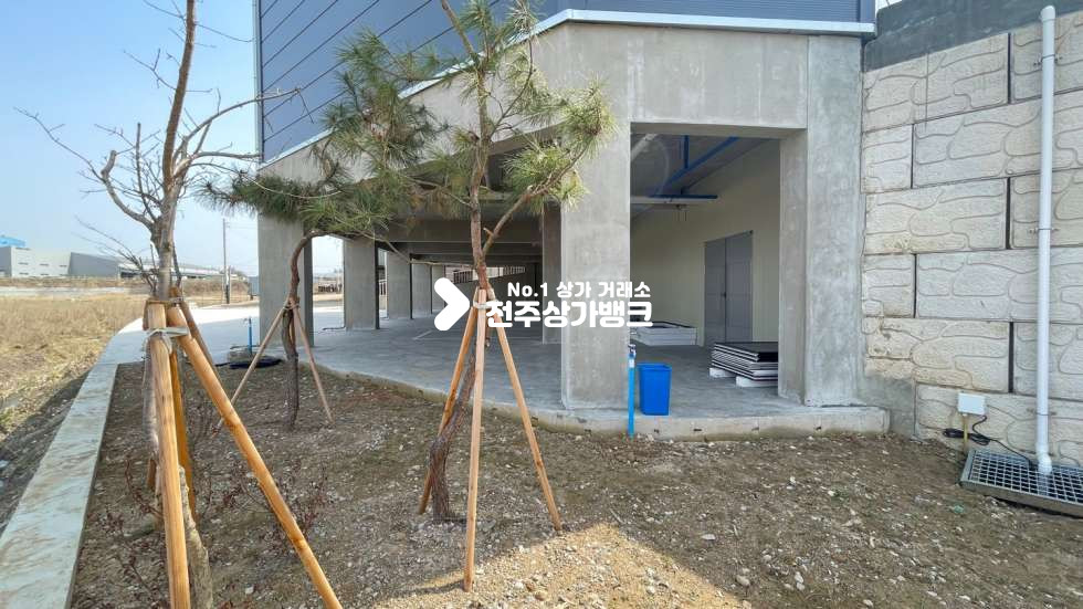 전북 전주덕진구 여의동 큰대로변✔여의동✔80평대✔창고형사무실✔자유업종추천✔ 월세 매물번호 12483 사진 1