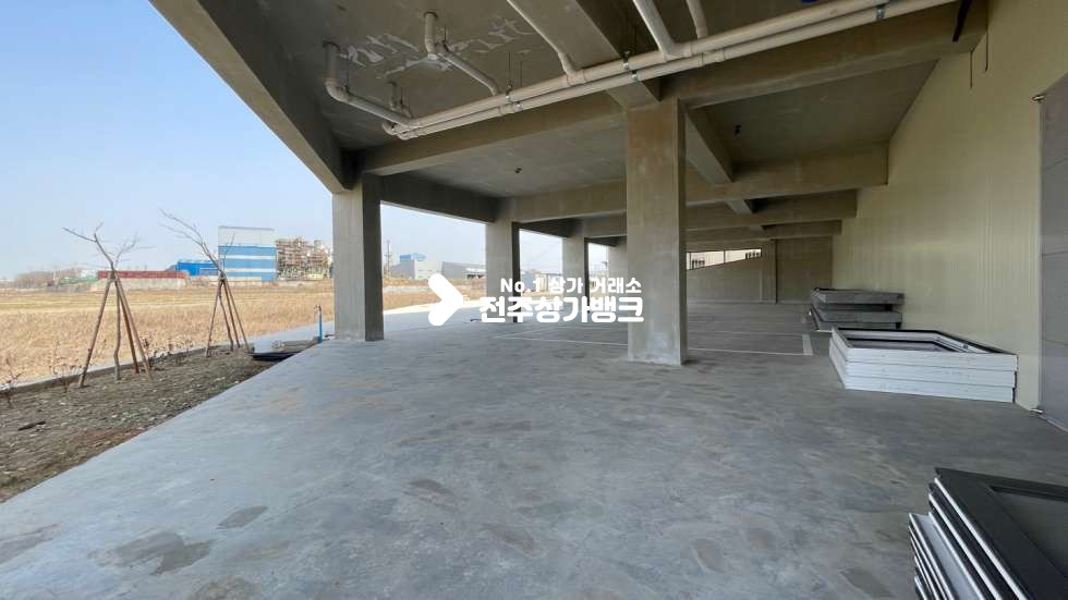 전북 전주덕진구 여의동 큰대로변✔여의동✔80평대✔창고형사무실✔자유업종추천✔ 월세 매물번호 12483 사진 9