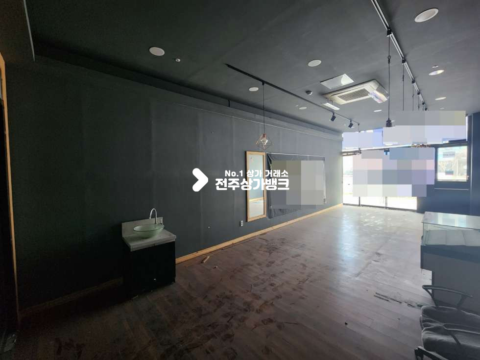 전북 전주완산구 효자동2가 채신청 &스타벅스 근처의 저렴한 1층 상가 매물 즉시입주가능합니다. 월세 매물번호 12490 사진 6