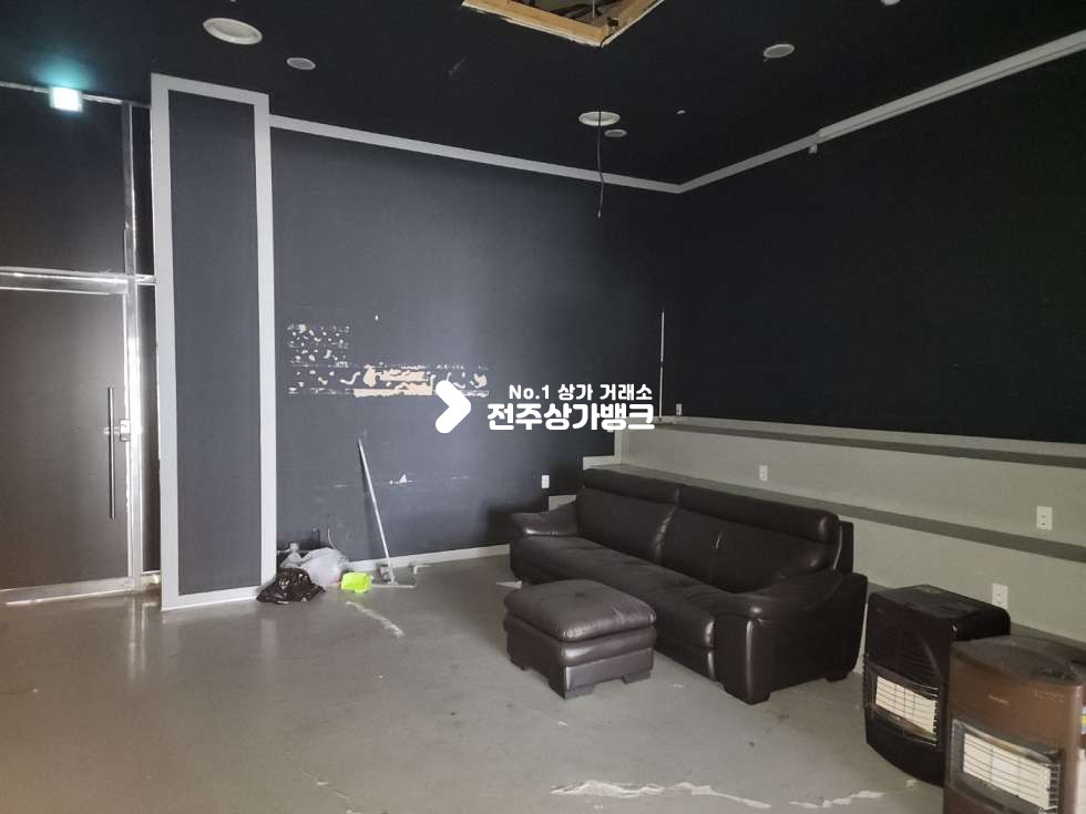 전북 전주완산구 효자동2가 채신청 &스타벅스 근처의 저렴한 1층 상가 매물 즉시입주가능합니다. 월세 매물번호 12490 사진 10