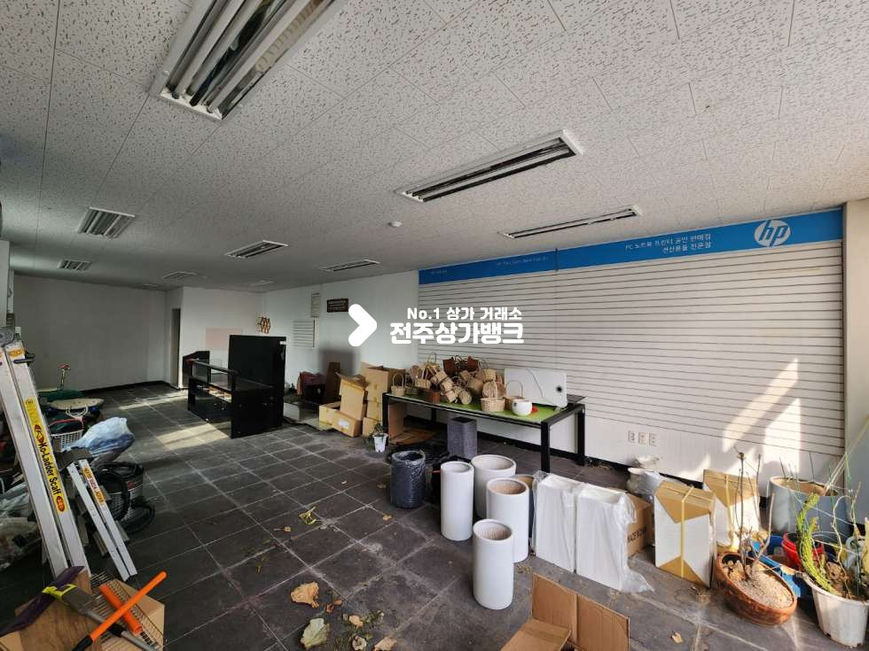 전북 전주덕진구 인후동1가 인후동1가 대로변 상권 즉시입주 가능합니다. 월세 매물번호 12494 사진 1