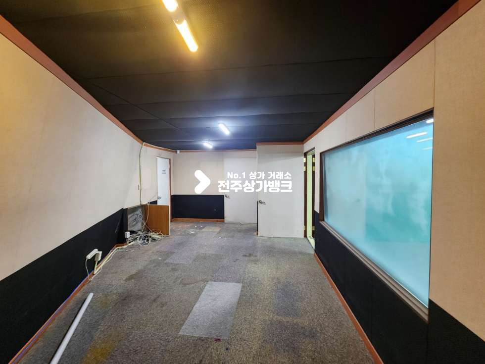 전북 전주완산구 중화산동2가 중화산동 3층 단독 사무실임대 내부 방음벽시공되어있습니다. 월세 매물번호 12512 사진 2