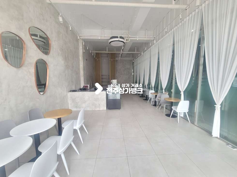 전북 전주완산구 평화동2가 (BEST)도로변 커피숍 상가입니다 엄청깨끗합니다 월세 매물번호 12474 사진 1
