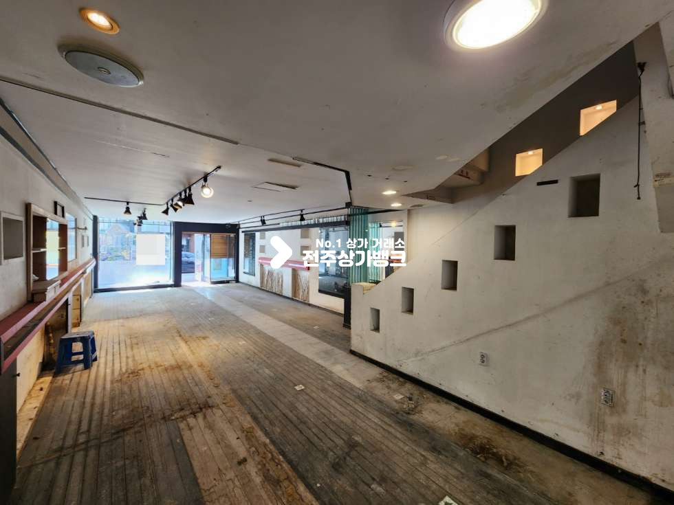 전북 전주완산구 중앙동3가 웨리단길 저렴한가격의 건물통 임대 즉시입주가능합니다 월세 매물번호 12527 사진 5