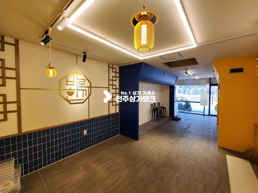 전북 전주덕진구 우아동3가 우아동3가 홈플러스 가는 대로변 유동인구 많은 무권리금 상가 , 까페,미용업 강력추천 월세 매물번호 12531 사진 6