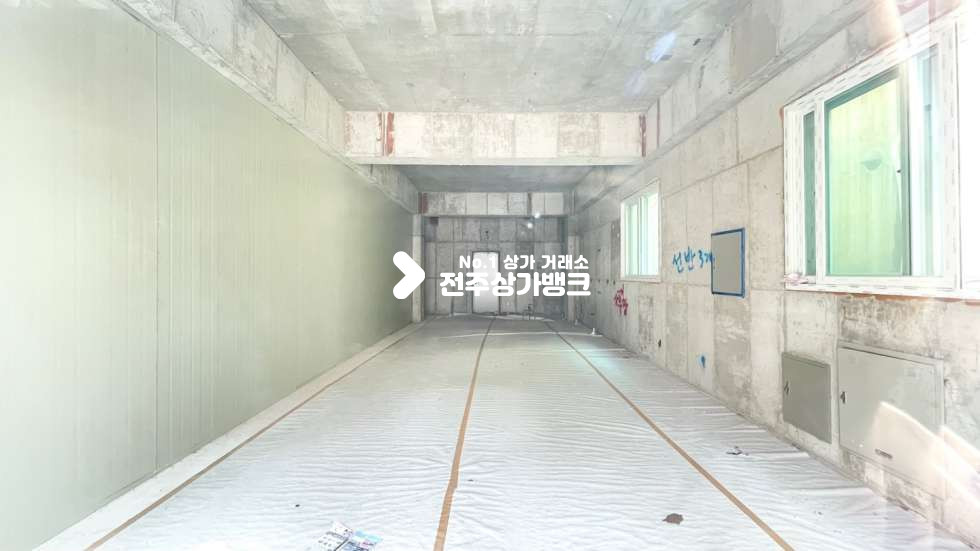전북 전주덕진구 송천동1가 ✧✧송천동✧✧대로변 모서리 위치✧✧네일,카페,공방 등✧✧자유업종 추천~~!!! 월세 매물번호 12534 사진 1
