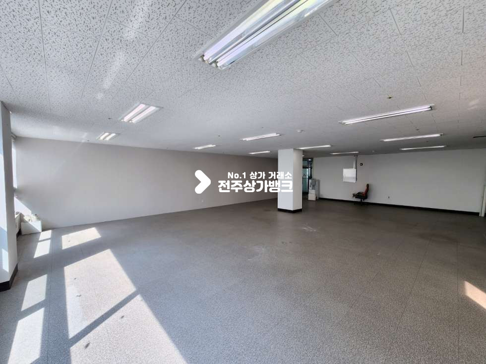 전북 전주완산구 효자동3가 효자동3가 신시가지 저렴한 상가임대 즉시입주 가능합니다. 월세 매물번호 12578 사진 4
