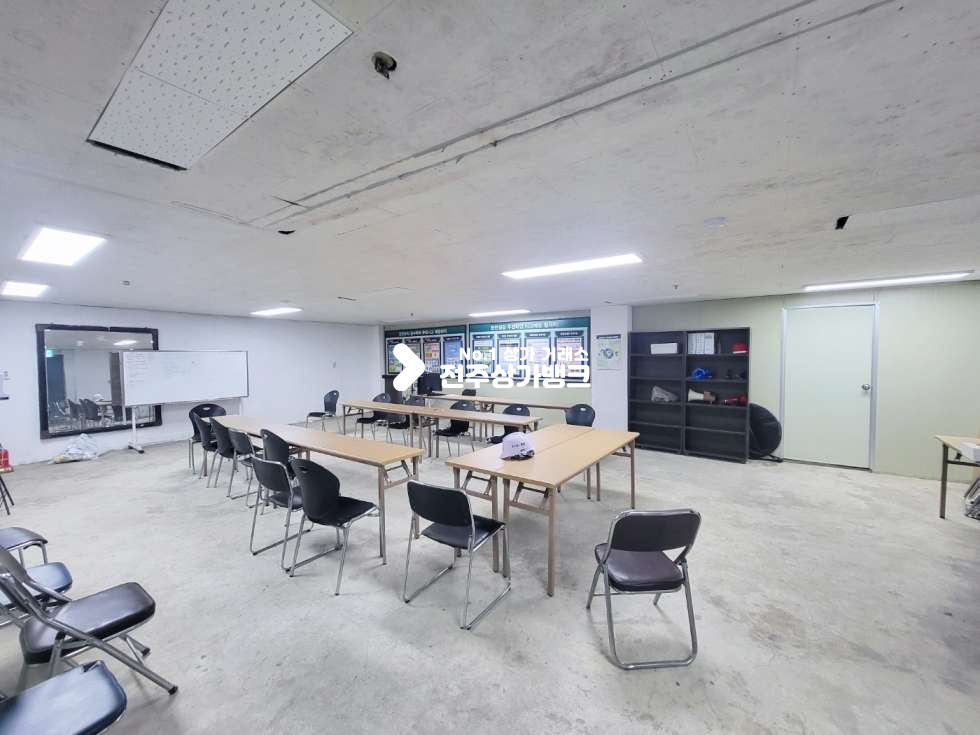전북 전주덕진구 덕진동1가 ★덕진동 구법원인근 넓은 지하1층 매물입니다!!★ 월세 매물번호 12601 사진 5