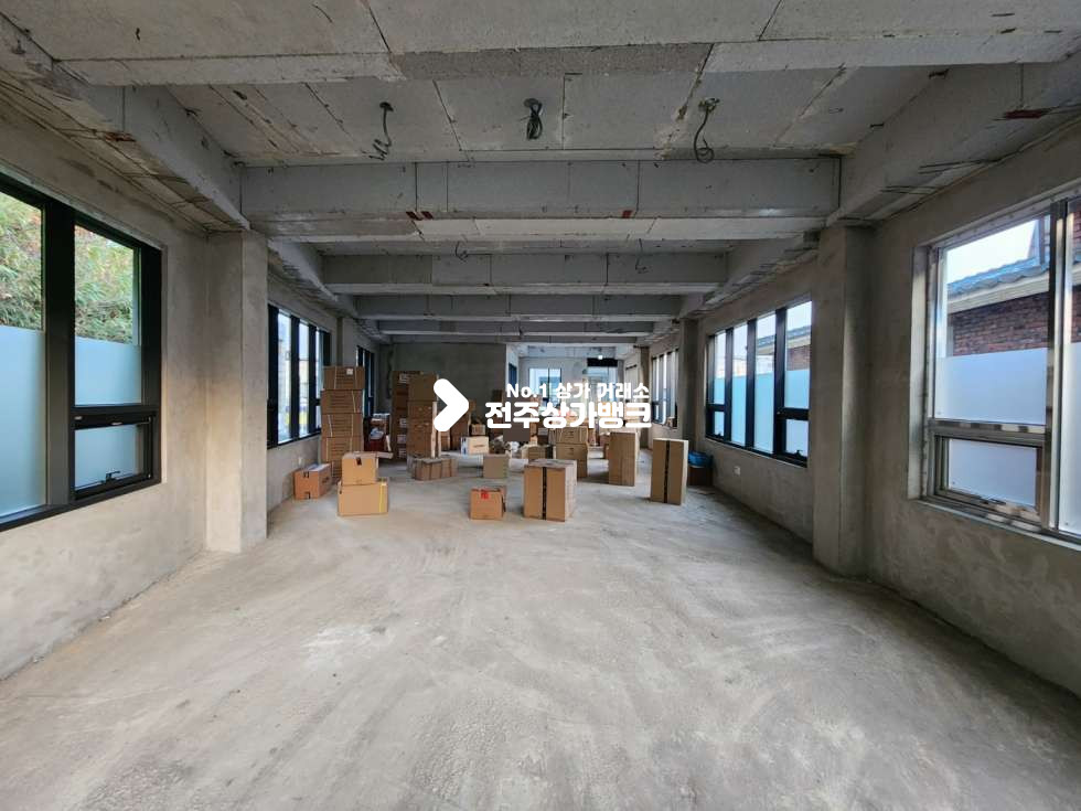 전북 전주덕진구 덕진동1가 덕진동1가 신축 상가,사무실 임대 45평형 넒으신곳 찾으시는분들 강력추천드립니다. 월세 매물번호 12636 사진 4