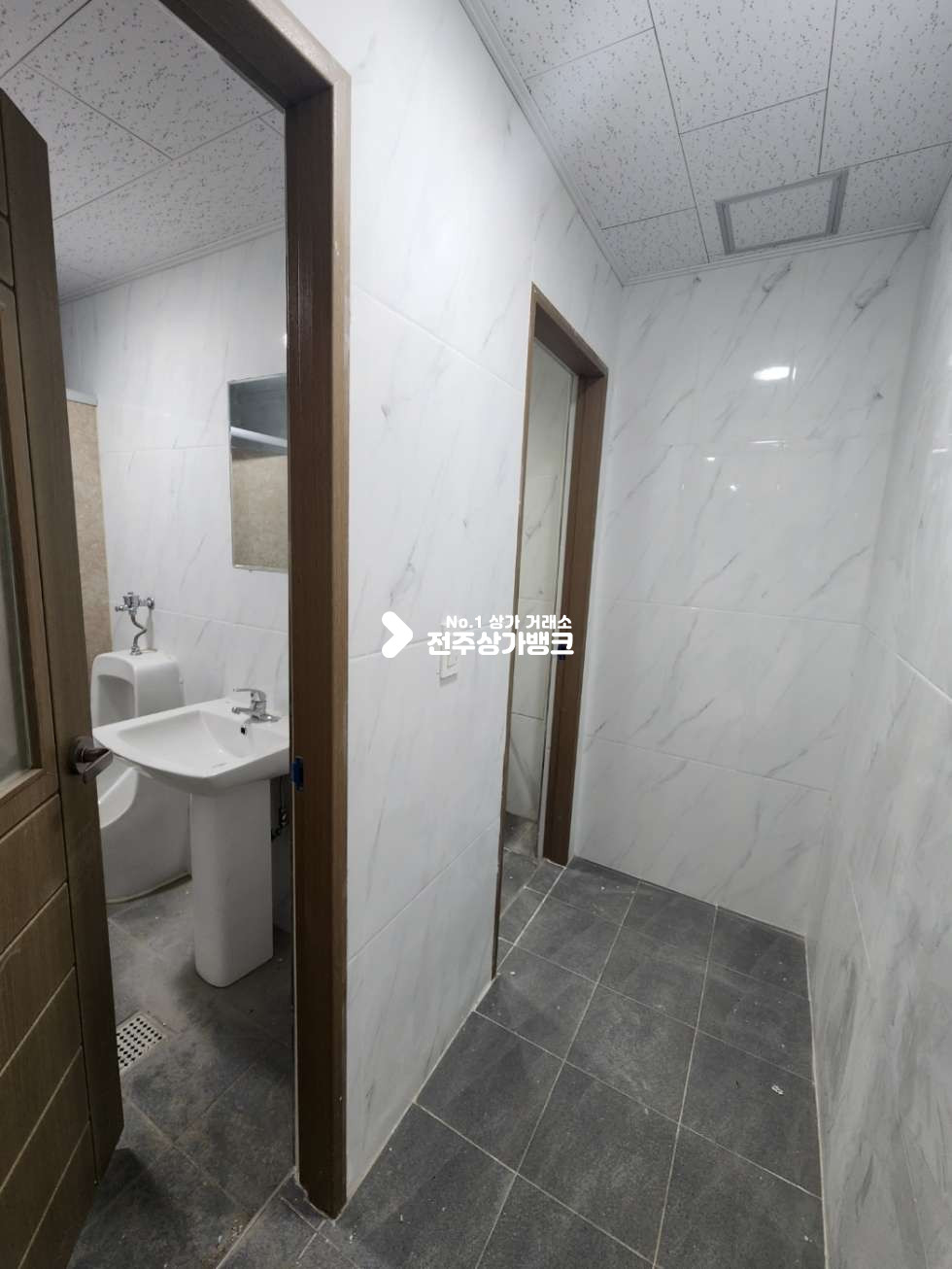 전북 전주덕진구 우아동3가 우아동3가 신축 리모델링상가 즉시입주 가능합니다. 월세 매물번호 12638 사진 7