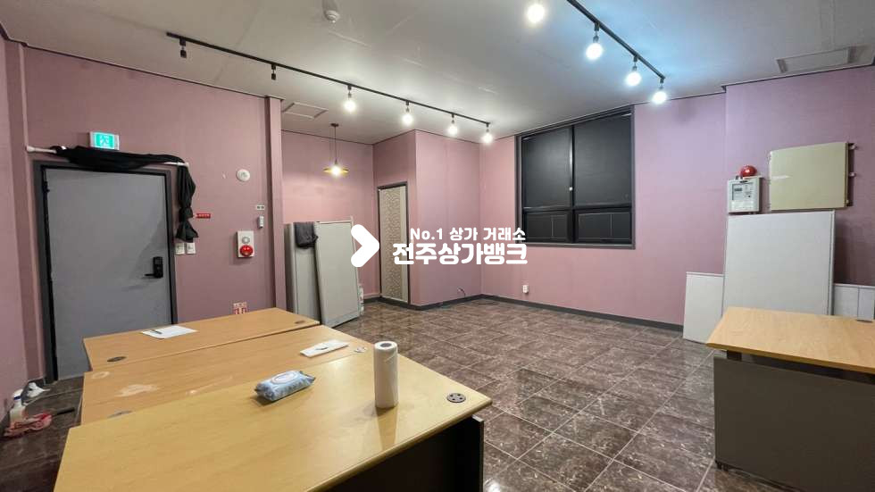 전북 전주완산구 효자동3가 ✧✧신시가지✧✧메인거리✧✧테라스있는✧✧타투샵,왁싱,미용업✧✧강력추천매물!!~~~ 월세 매물번호 12656 사진 6