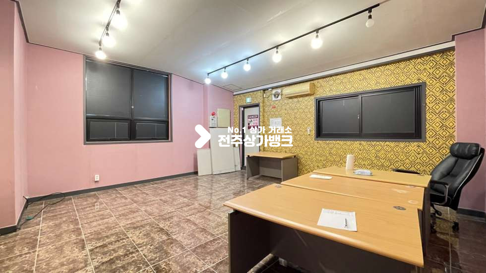 전북 전주완산구 효자동3가 ✧✧신시가지✧✧메인거리✧✧테라스있는✧✧타투샵,왁싱,미용업✧✧강력추천매물!!~~~ 월세 매물번호 12656 사진 8