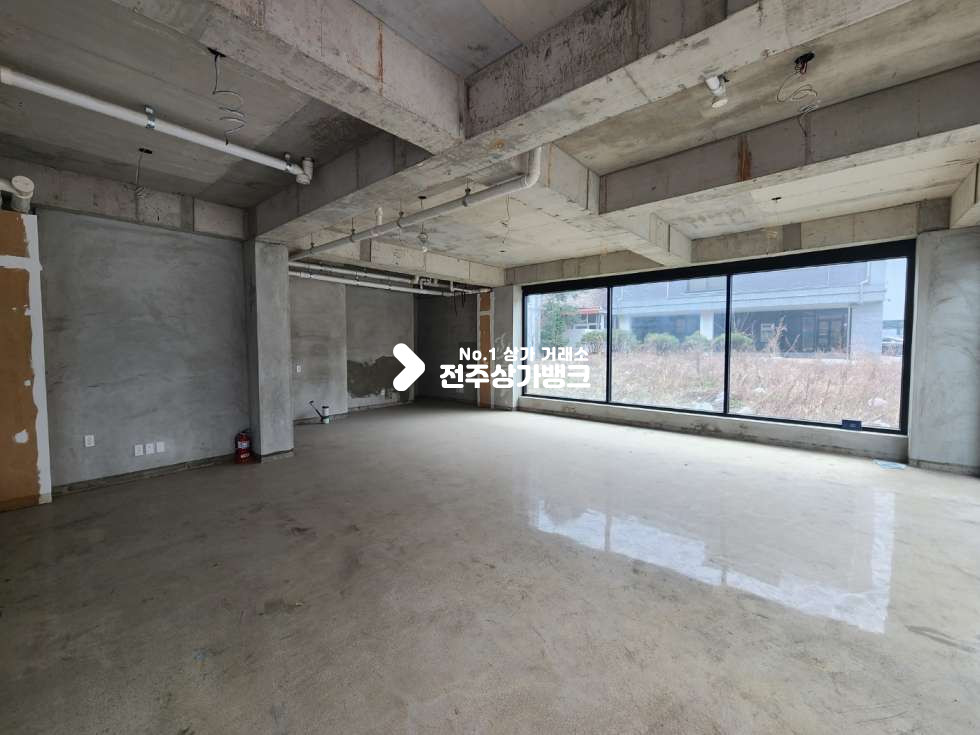 전북 전주덕진구 만성동 만성동 1층상가 전용 약 25평형 상가 즉시입주 가능합니다. 월세 매물번호 12673 사진 1