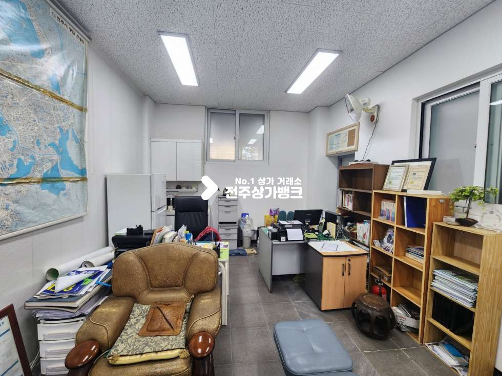 전북 전주완산구 평화동2가 평화동 저렴한 월세의 1층 상가임대 사무실,일반상가 가능합니다 월세 매물번호 12675 사진 2